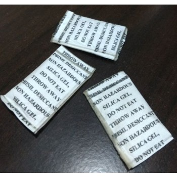 SILICA GEL (Desiccant pack)